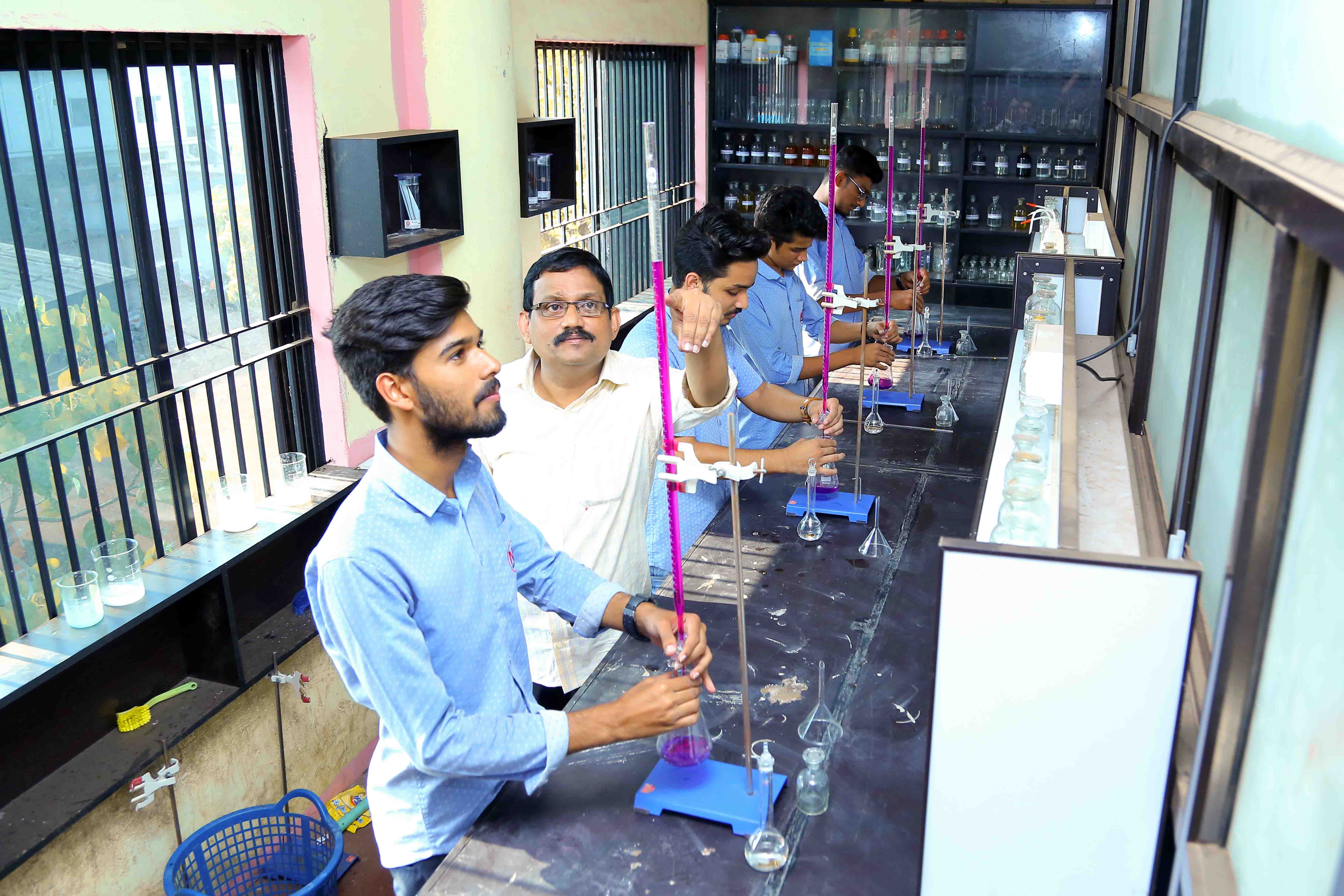 NR ACADEMY -  ENTRANCE COACHING CENTER